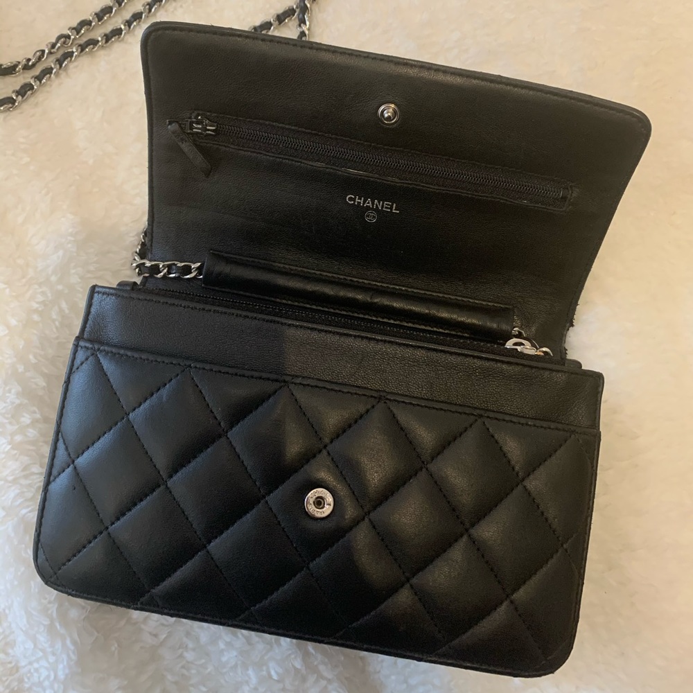 Authentic Chanel Wallet On Chain - Picture 8 of 10